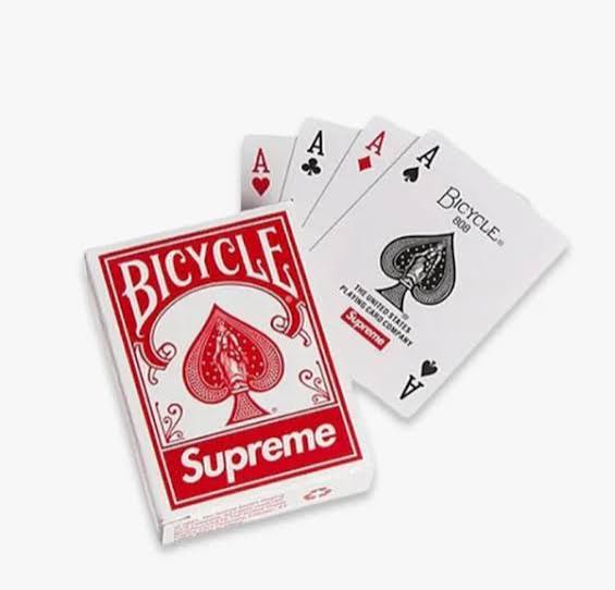 SUPREME (Mini Playing Cards)