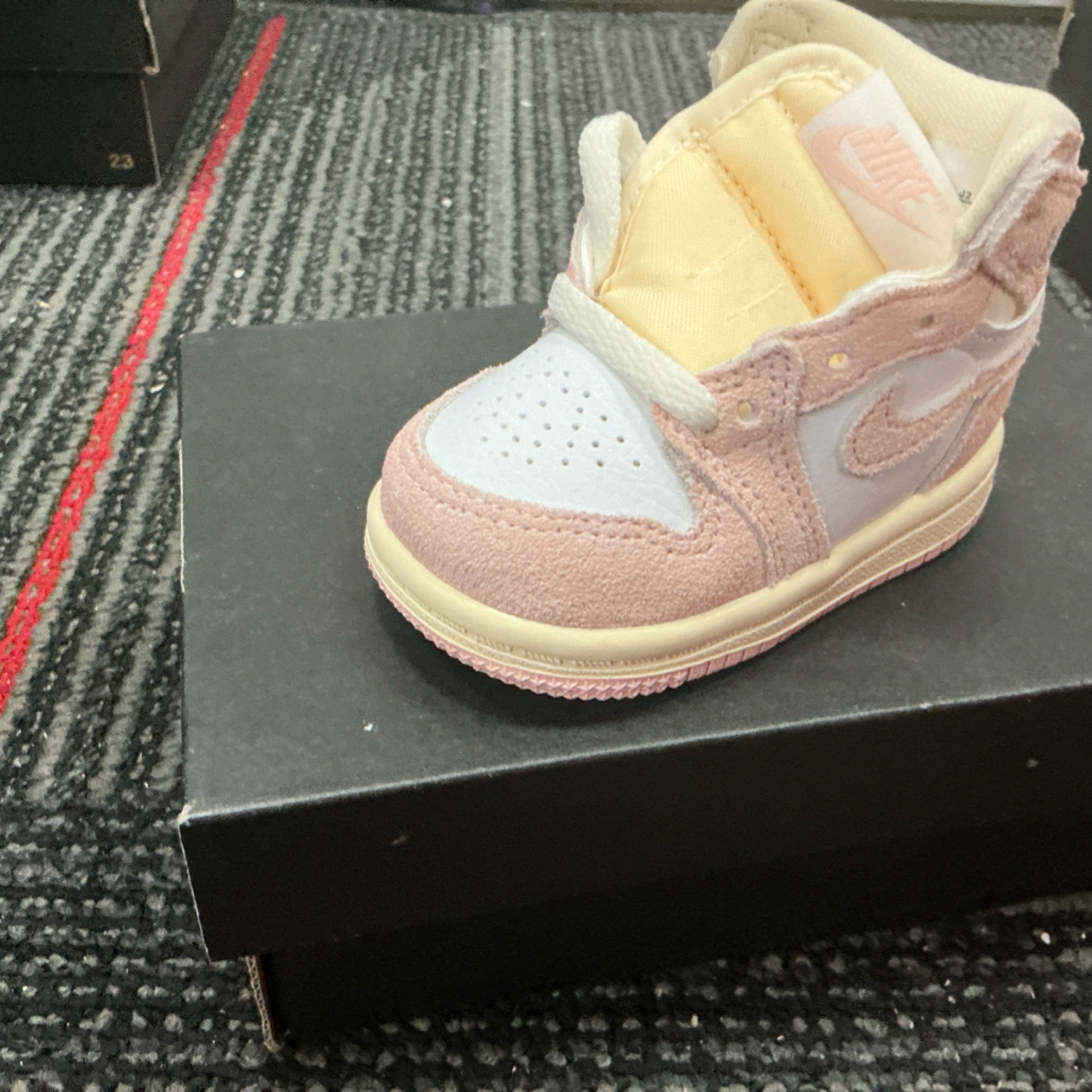 JORDNN RETRO HIGH OG