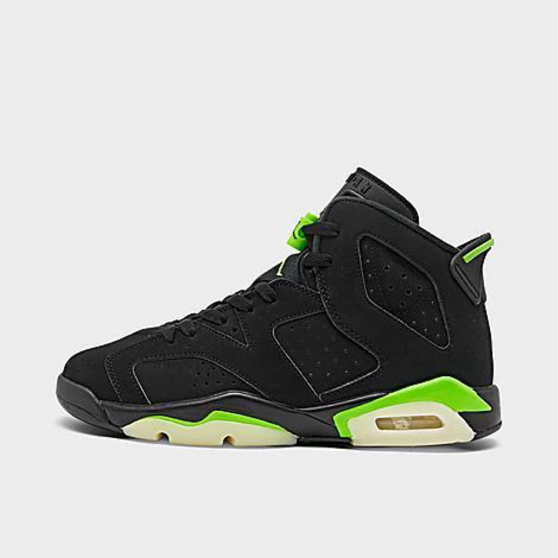 Jordan Big Kids' Air Retro 6 Basketball Shoes in Black/Black Leather