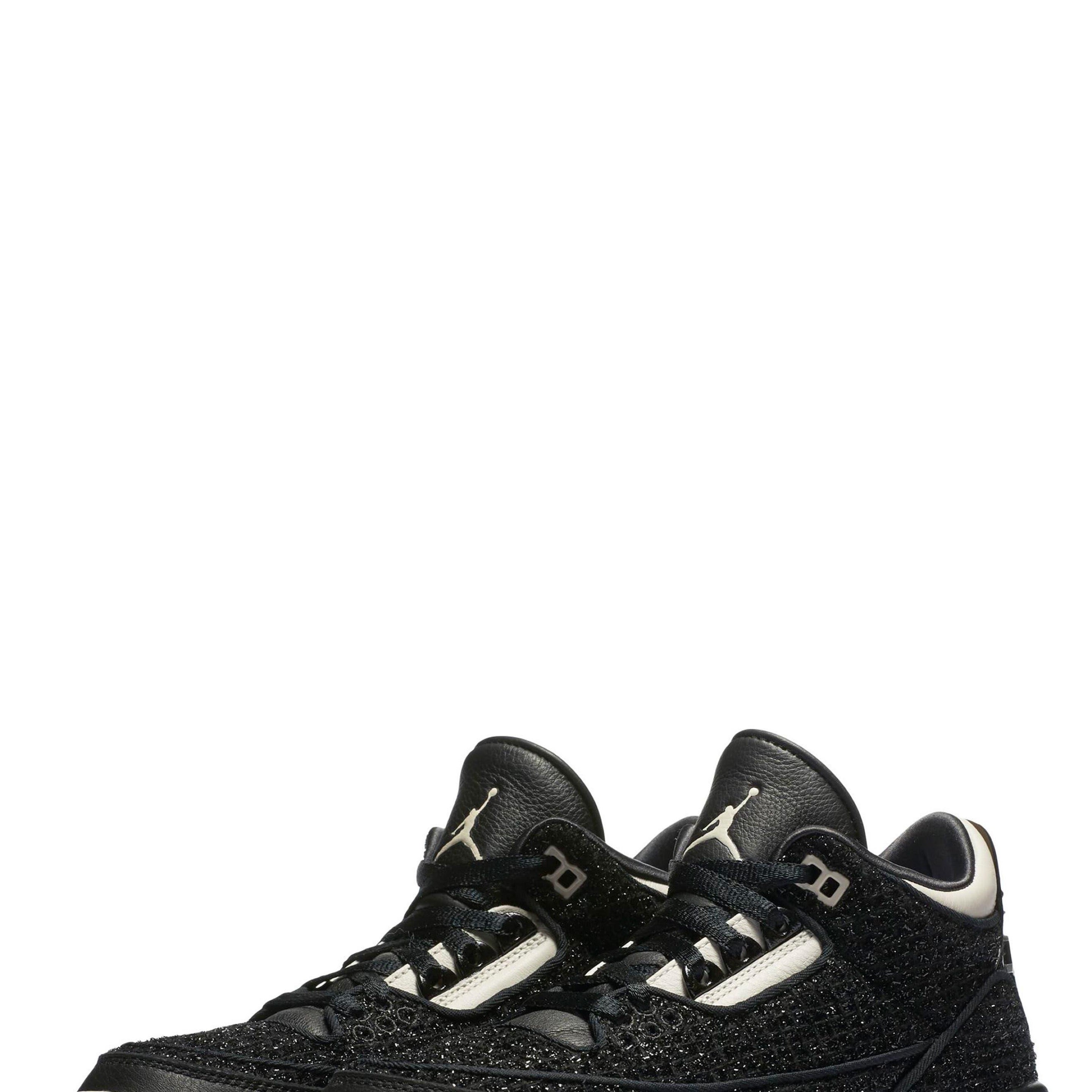 W Air Jordan 3 RTR SE Awok NRG