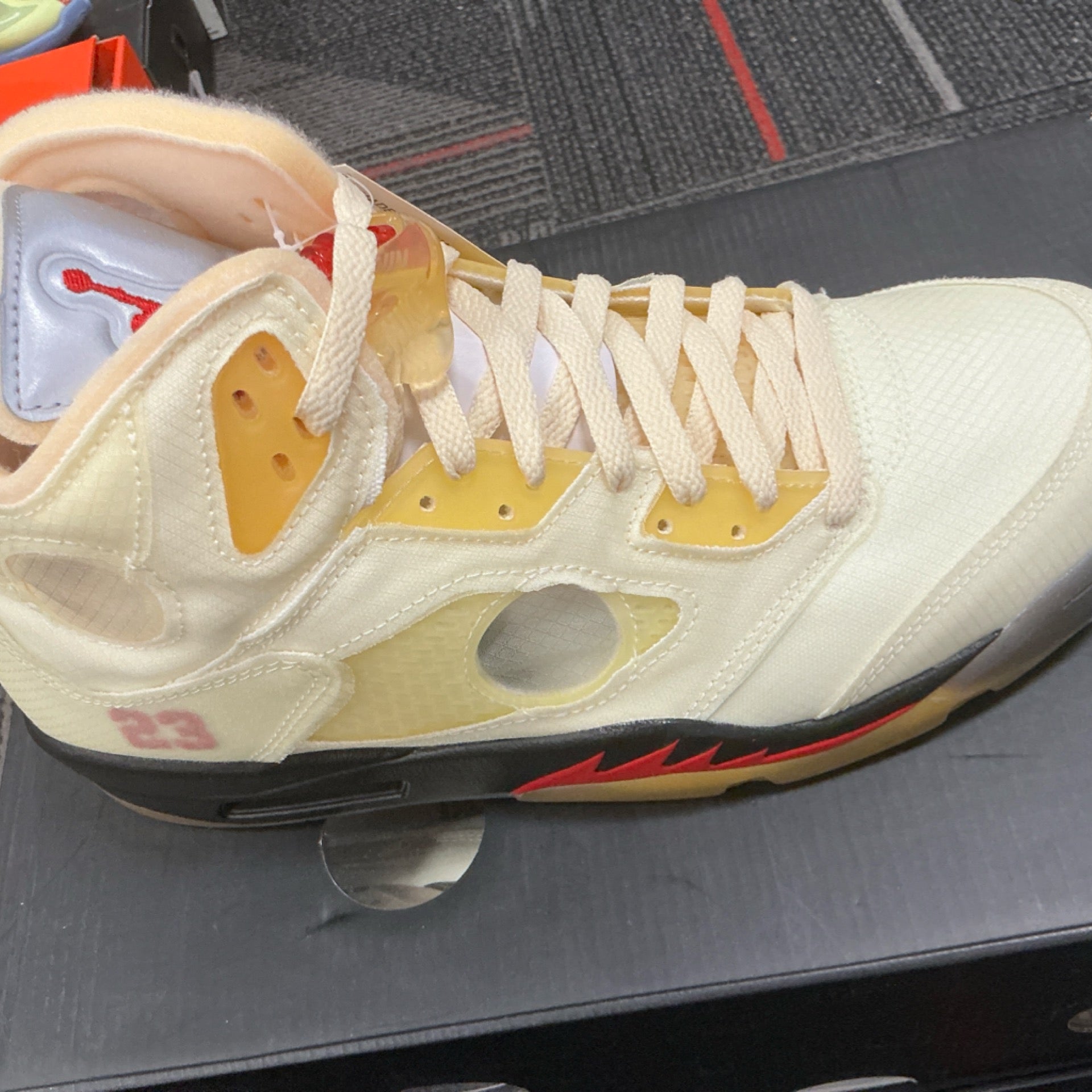 Nike Air Jordan Retro 5 Sp Off-White Sail Fire Red