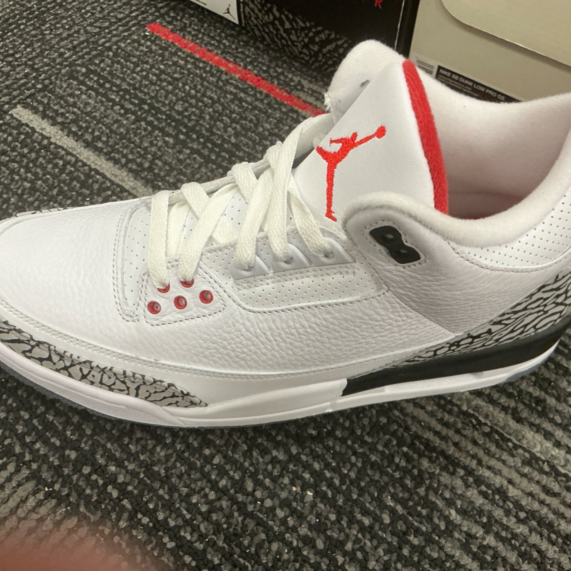 Air Jordan 3 Retro NRG Dunk Contest/Free Throw Line, White/Fire Red/Cement Grey