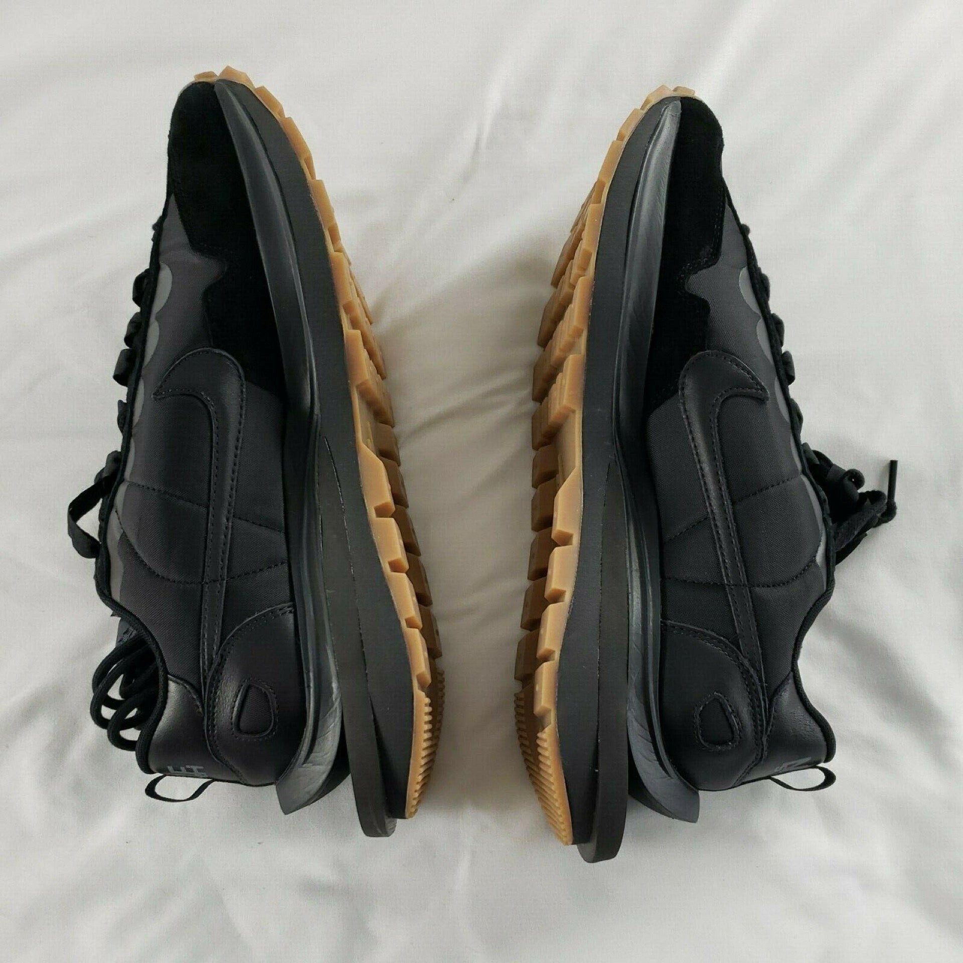 Nike X Sacai VaporWaffle Black/Gum Size 11.5M / 13W