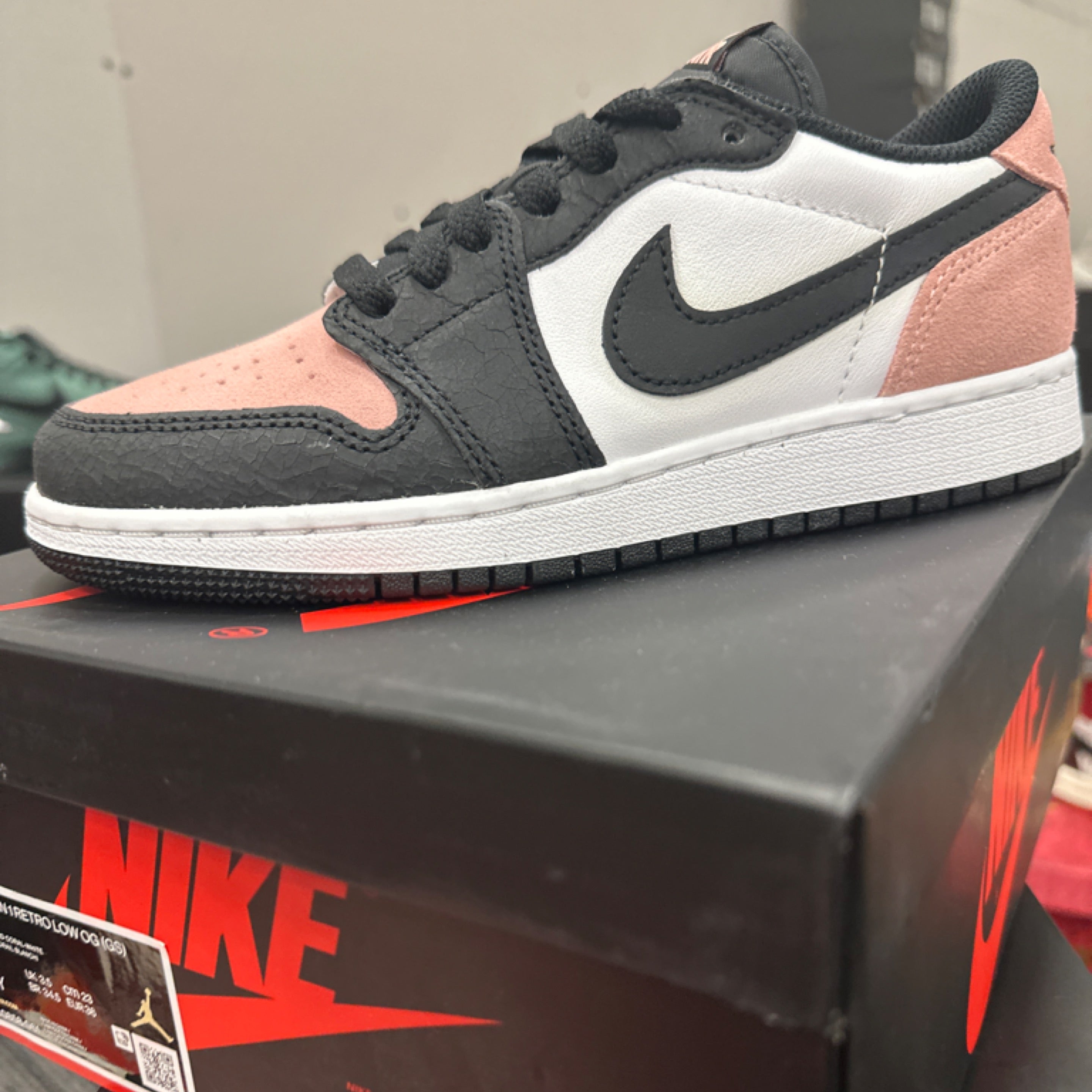 Jordan Youth Air Jordan 1 Retro Low OG GS Cz0858 061 Bleached Coral